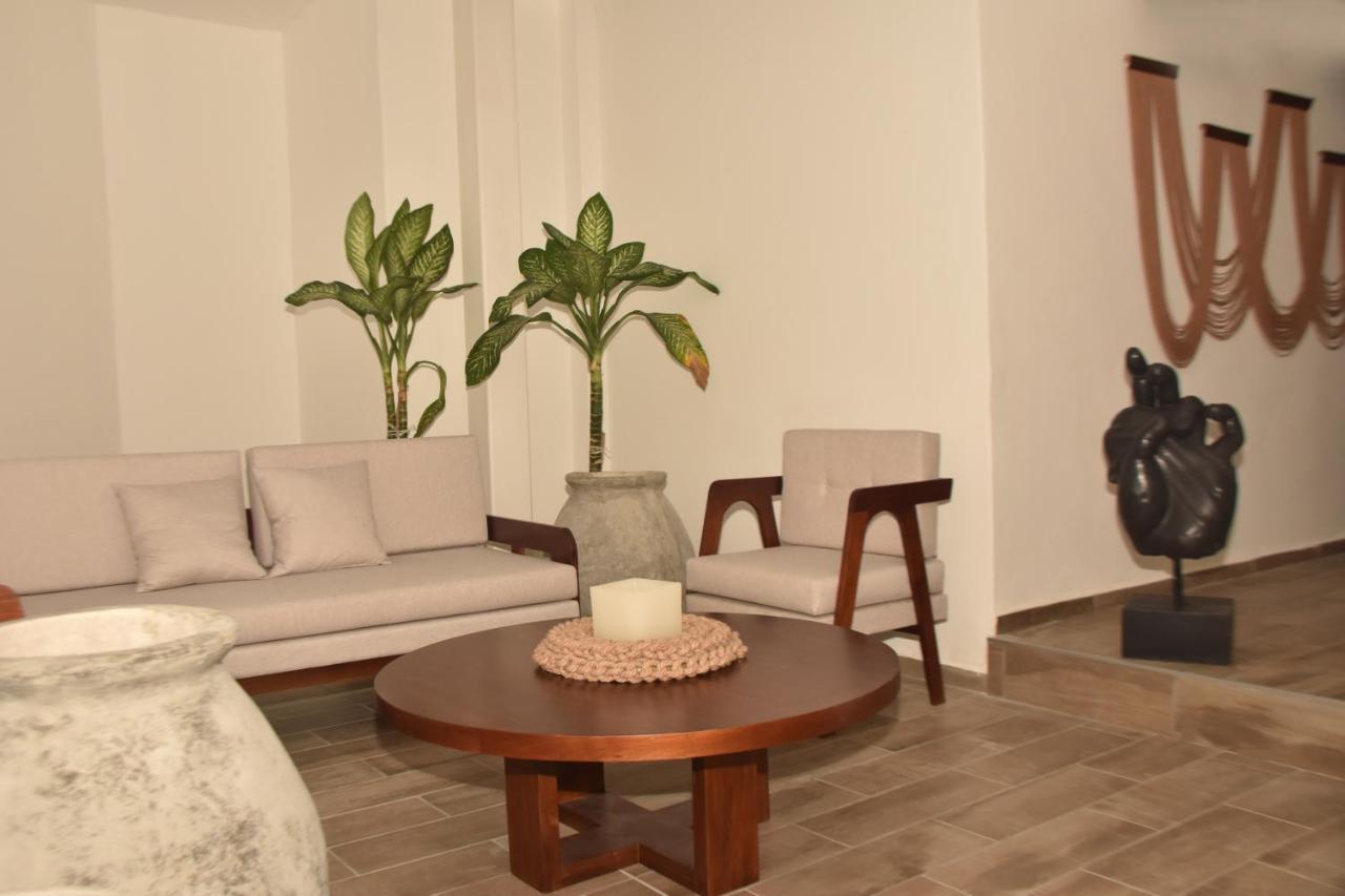 Apartahotel Luxury Two 5*